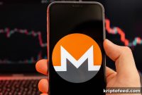 XRM Could Drop Below January Low of $413 — Check the Forecast